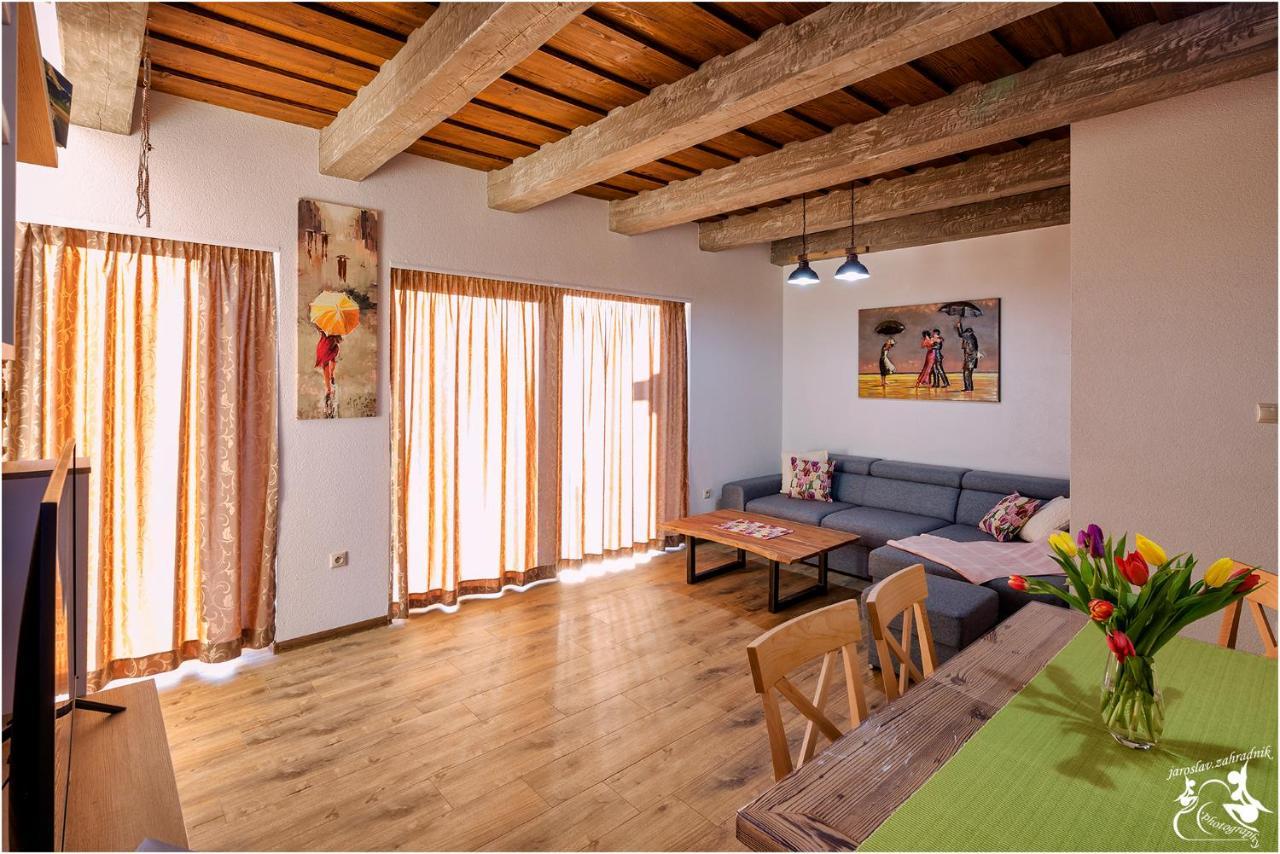 Apartments Pemikas II Lipótszentmiklós Kültér fotó