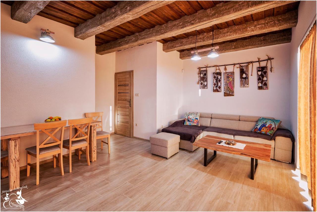 Apartments Pemikas II Lipótszentmiklós Kültér fotó